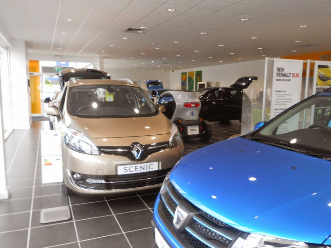 evans-halshaw-renaultdacia---durham-photo-6