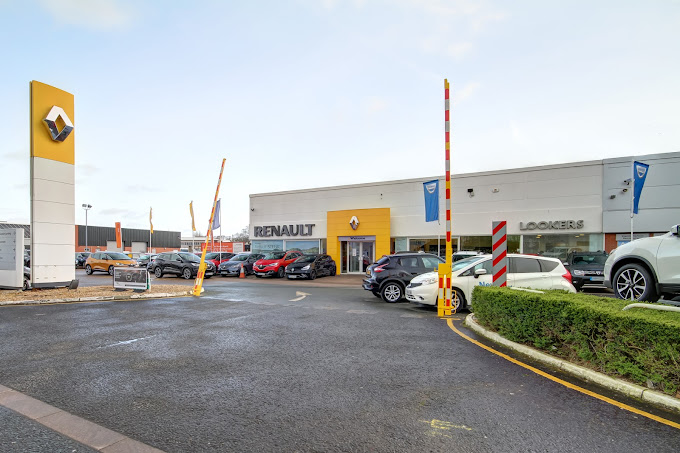 lookers-renault-carlisle-photo-2