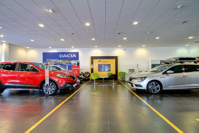 lookers-renault-carlisle-photo-5