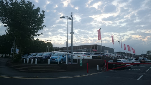 lookers-nissan-newcastle-photo