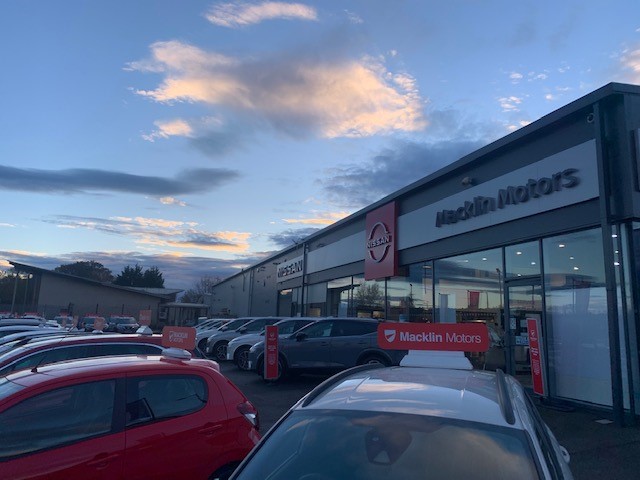 macklin-motors-nissan-glasgow-south-photo-3