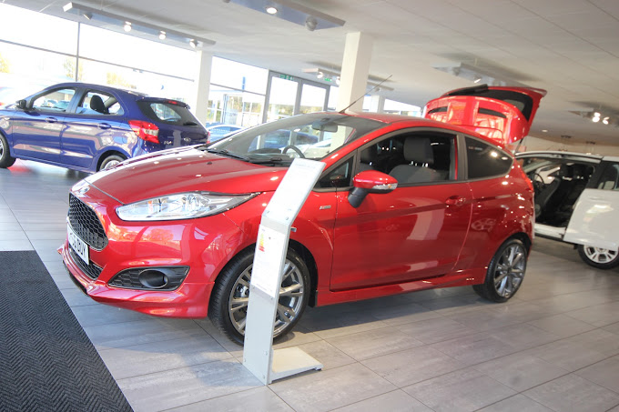 evans-halshaw-ford---coatbridge-photo-5