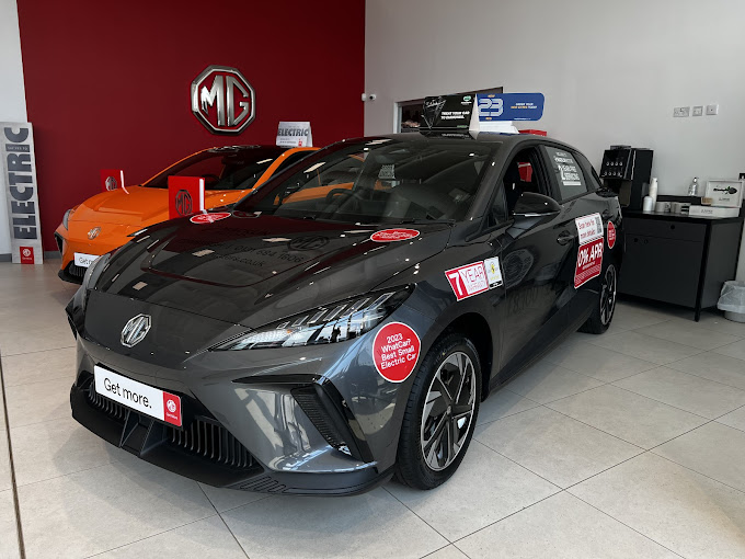 macklin-motors-mg-edinburgh-photo-2