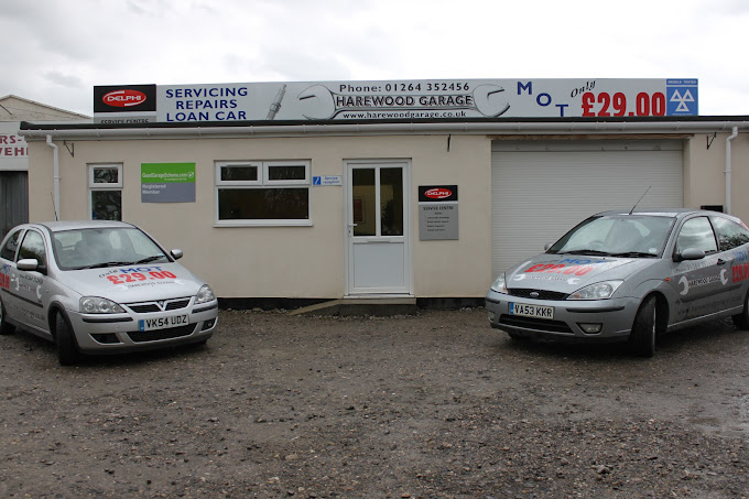 harewood-garage-andover-photo