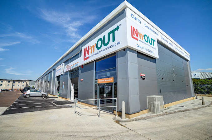 innout-autocentres-andover-photo