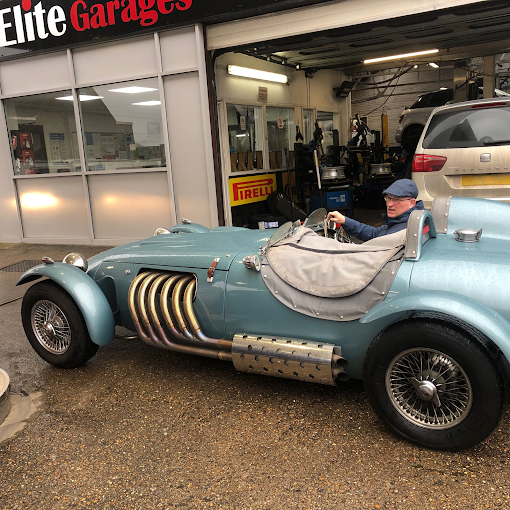 elite-garages-caterham-photo-2