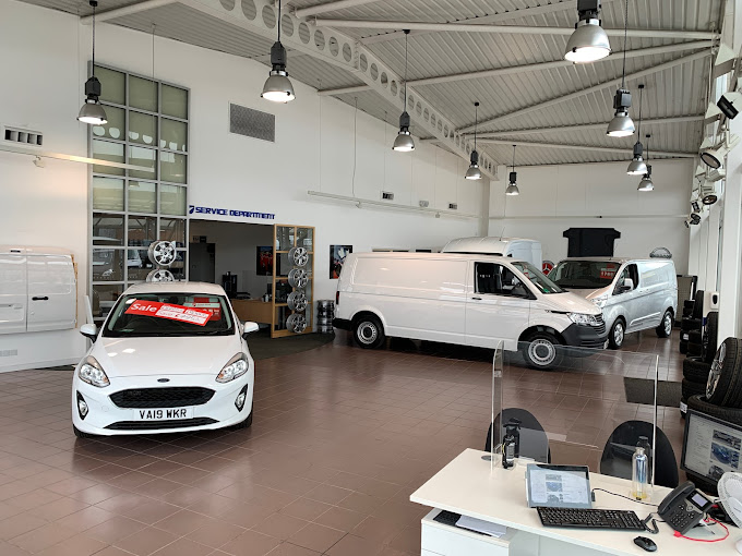 bristol-street-motors-van-centre-photo-1