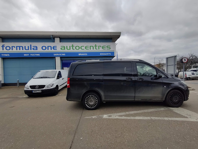 formula-one-autocentre---orpington-photo-1