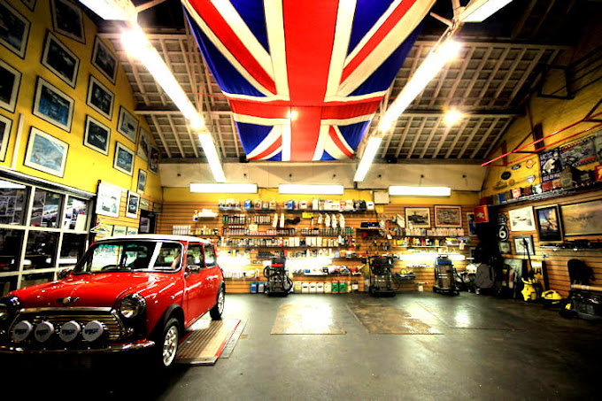 the-garage-walton-photo-3