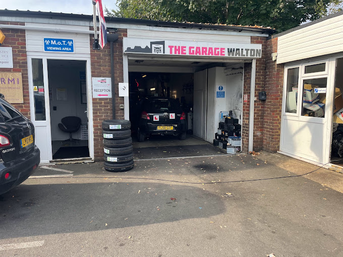 the-garage-walton-photo-4