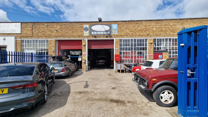 the-south-london-garage-photo-1