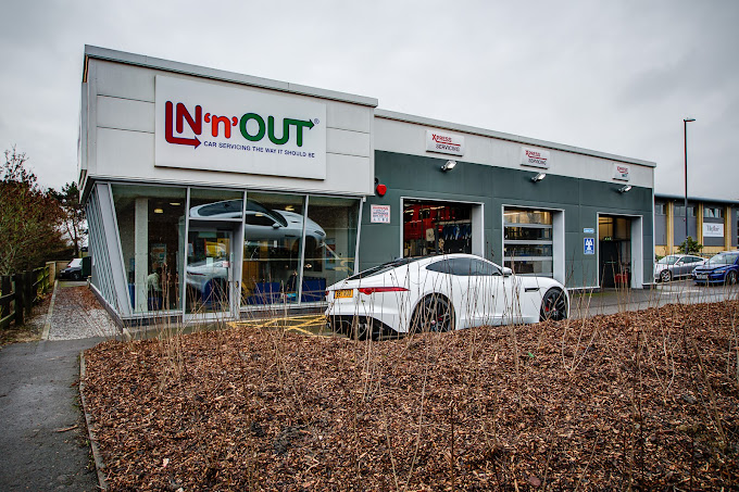 innout-autocentres---bristol-photo-4