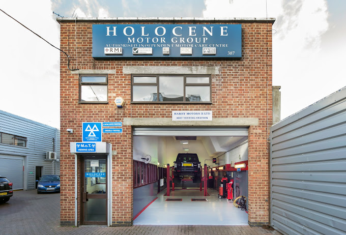 holocene-motor-group-photo-4