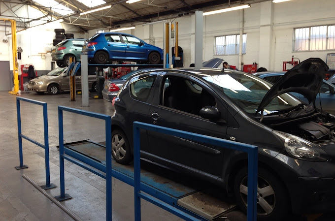 combined-motor-services-hornchurch-photo-1