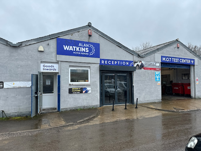 alan-watkins-motor-repairs-photo-2