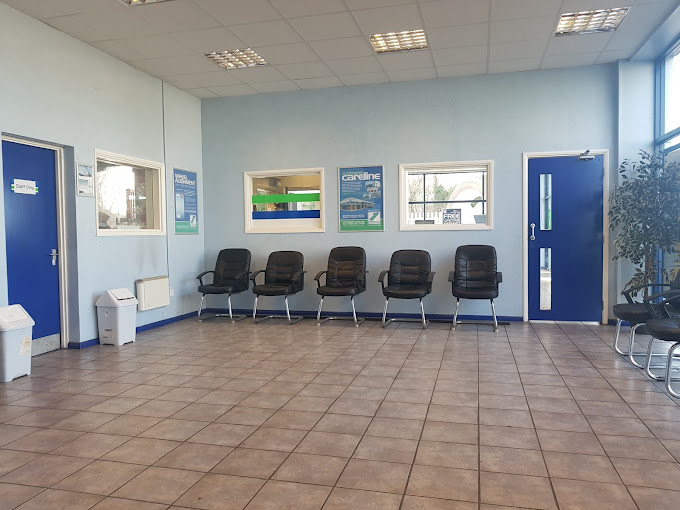 formula-one-autocentre---swindon-photo