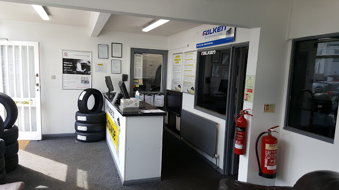 autowise-garage-eastbourne-photo-2