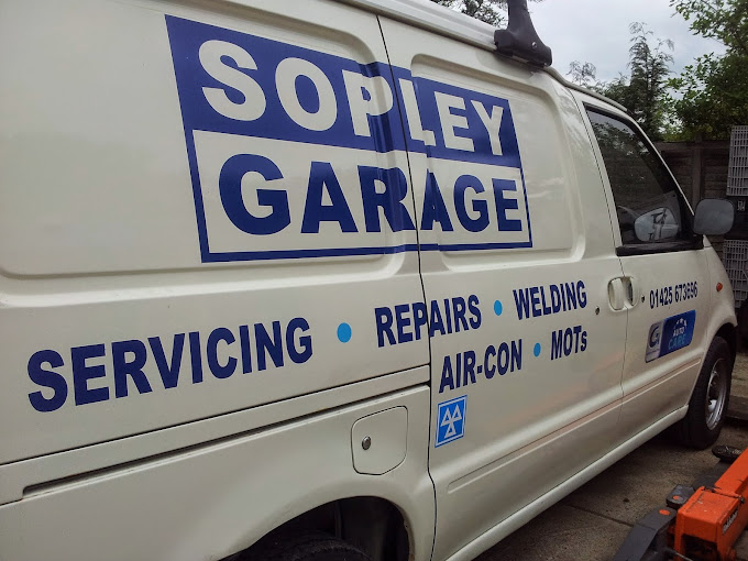 sopley-garage-photo-3