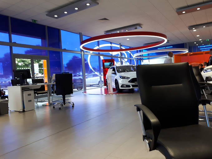 bristol-street-motors---ford-gloucester-photo
