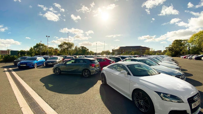 car-store-service-centre-gloucester-photo-7