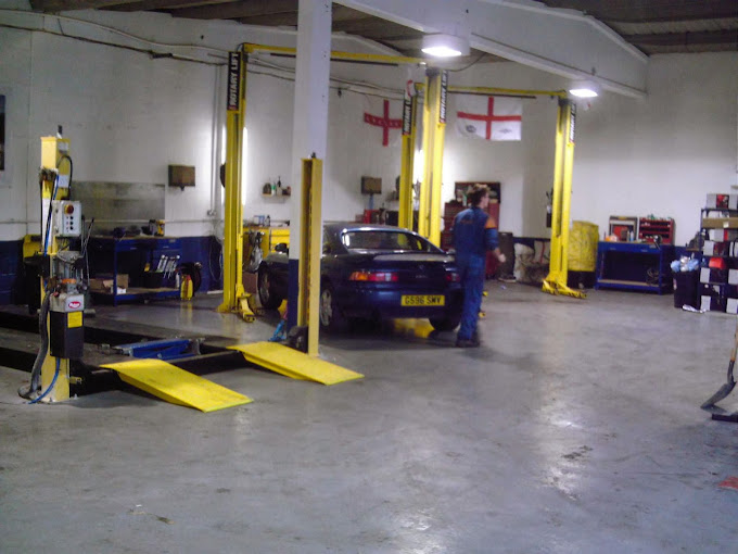 mot-services-halstead--photo-3
