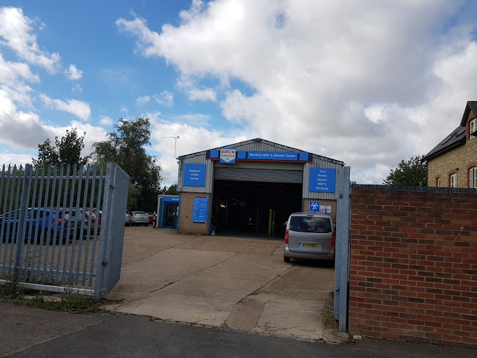 brackley-mot--service-centre-photo