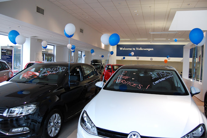 johnsons-volkswagen-redditch-photo-7