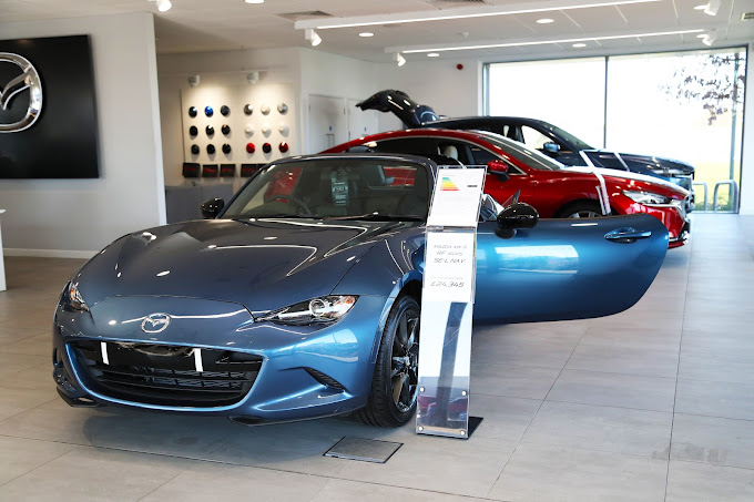 johnsons-mazda-solihull-photo-5