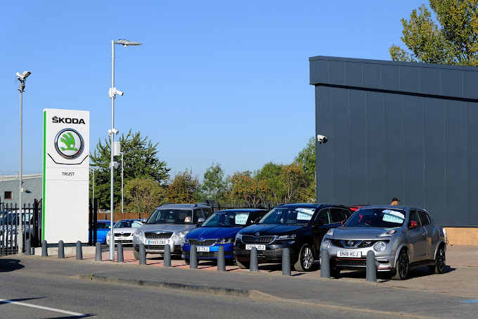 johnsons-skoda-stourbridge-photo-4