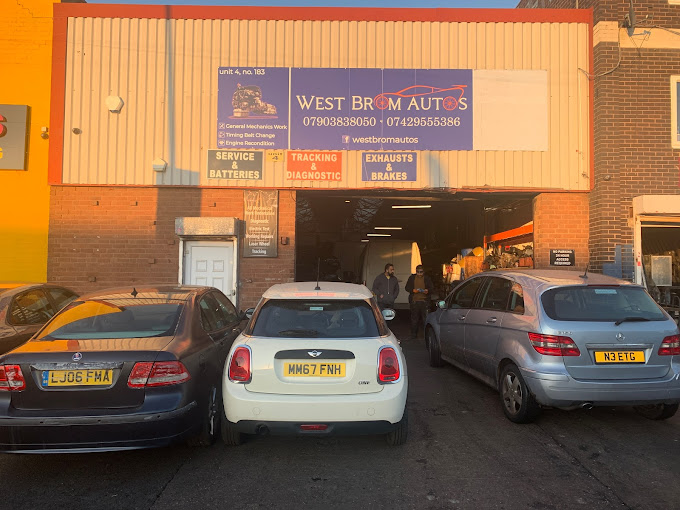 west-brom-auto-centre--photo-2