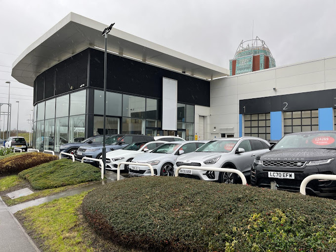 bravoauto-cannock-photo-1