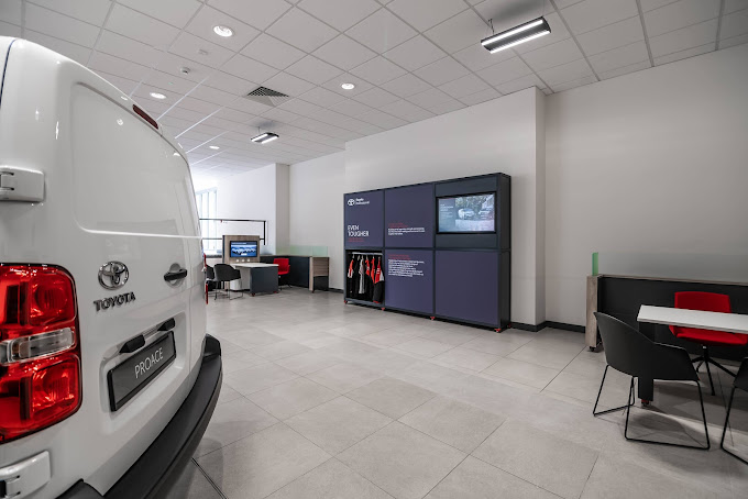 inchcape-toyota-nottingham-north-photo-7