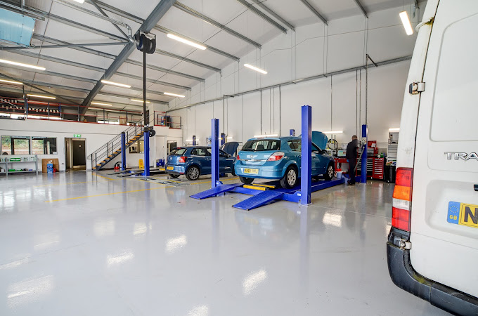 innout-autocentres-newark-photo-7