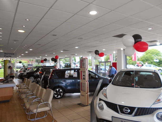 evans-halshaw-nissan---mansfield-photo-6