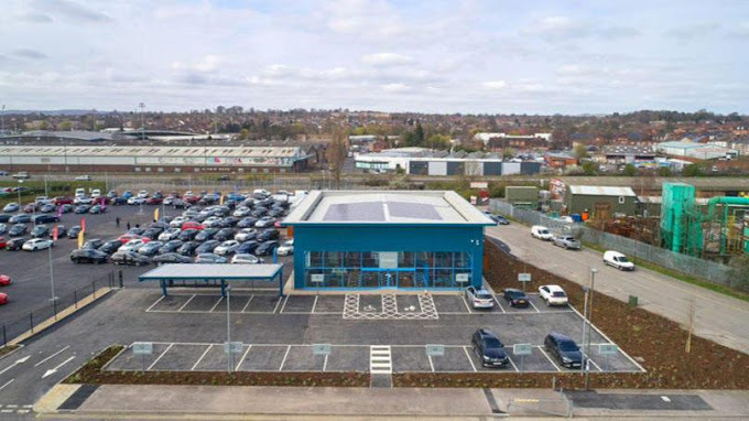 car-store-service-centre-chesterfield-photo