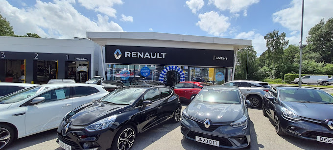 lookers-renault-stockport-photo-2