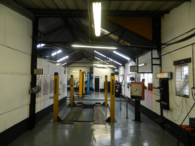 guestling-garage-workshop-photo