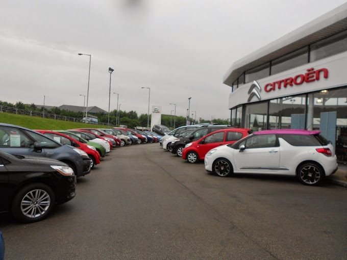 evans-halshaw-citroen---rotherham-photo-6