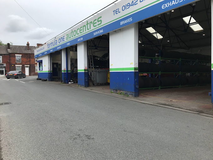 formula-one-autocentre---tyldesley-photo-1