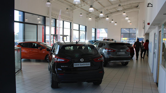 evans-halshaw-nissan---doncaster-photo-5