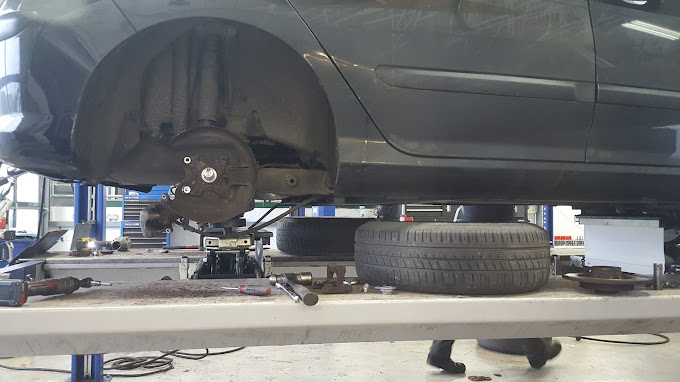 innout-autocentres-photo-3