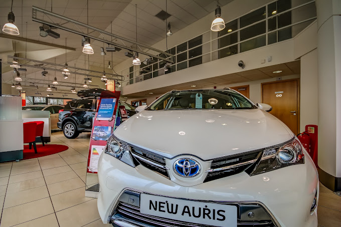 rrg-toyota-rochdale-photo-1