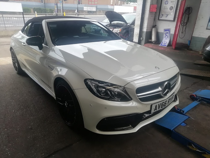 surefix-motoring-centre-huddersfield-photo-1