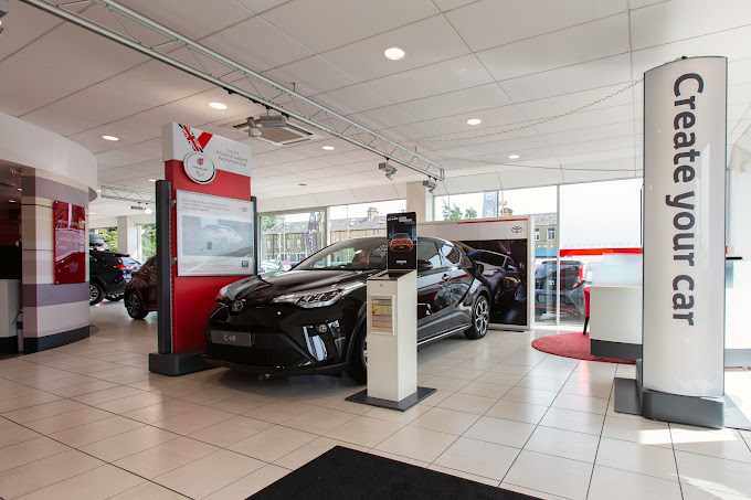 rrg-toyota-huddersfield-photo-6