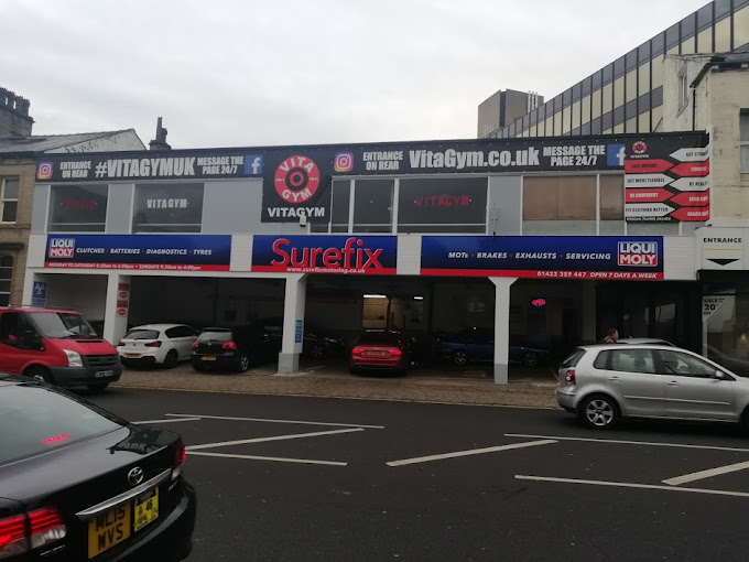surefix-motoring-centre-halifax-photo-5