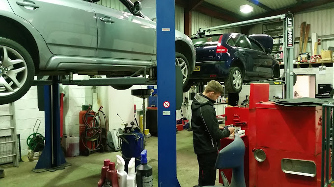 brotherton-garage-photo-2