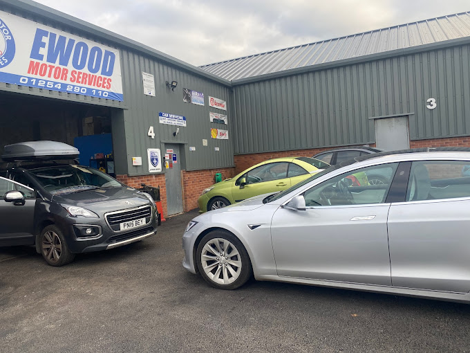 ewood-motor-services--photo-2