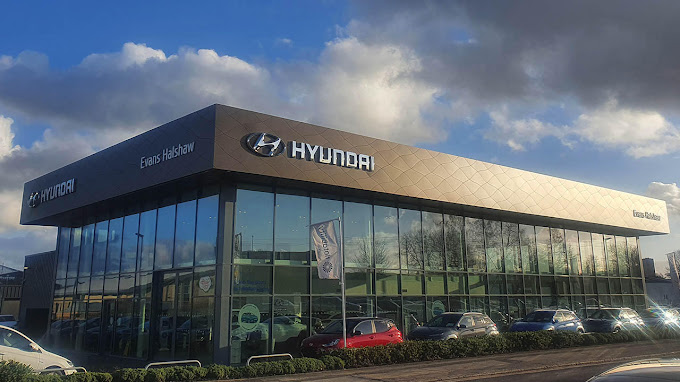 evans-halshaw-hyundai---leeds-photo-3