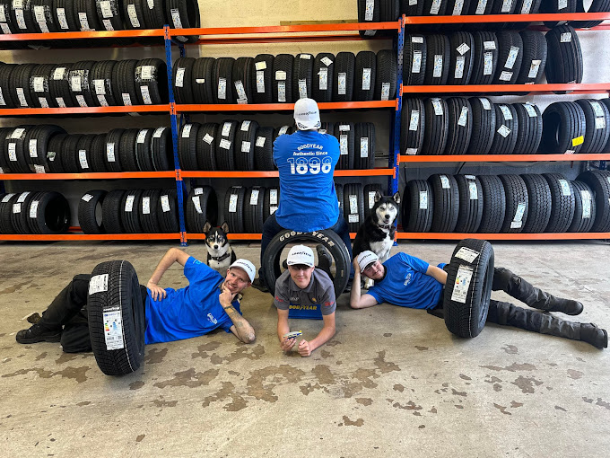 hiq-tyres--autocare-preston-photo-1