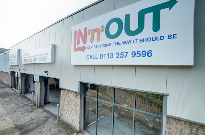 innout-autocentres-leeds-photo-3